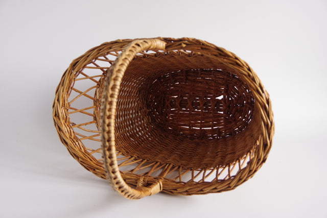 ウィッカーバスケット
