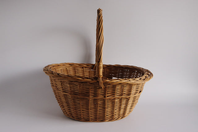 ウィッカーバスケット