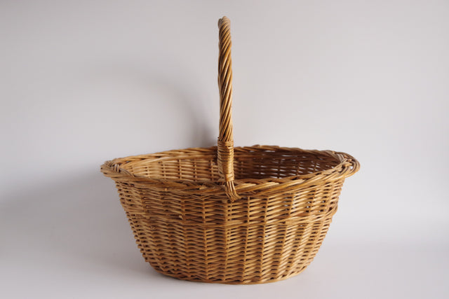 ウィッカーバスケット