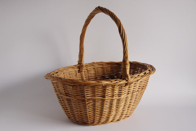 ウィッカーバスケット