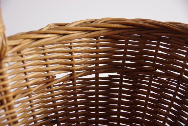 ウィッカーバスケット