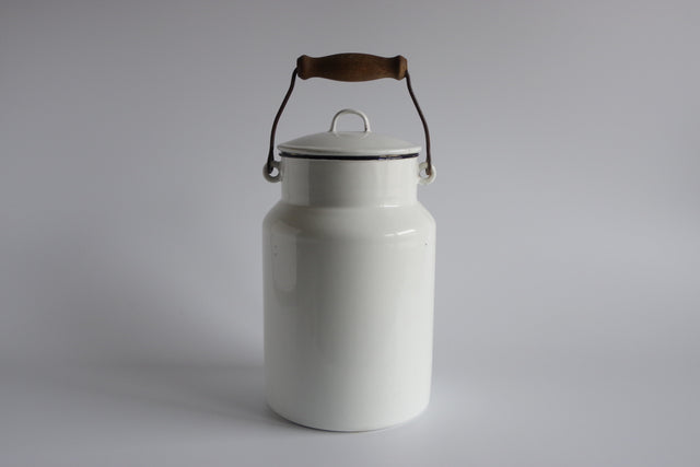 ホーローミルク缶