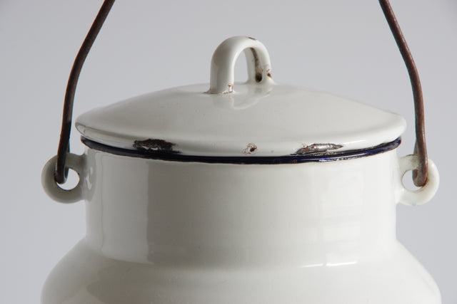 ホーローミルク缶