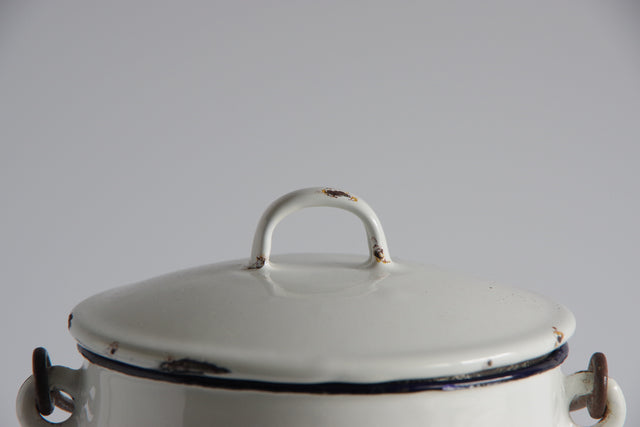 ホーローミルク缶