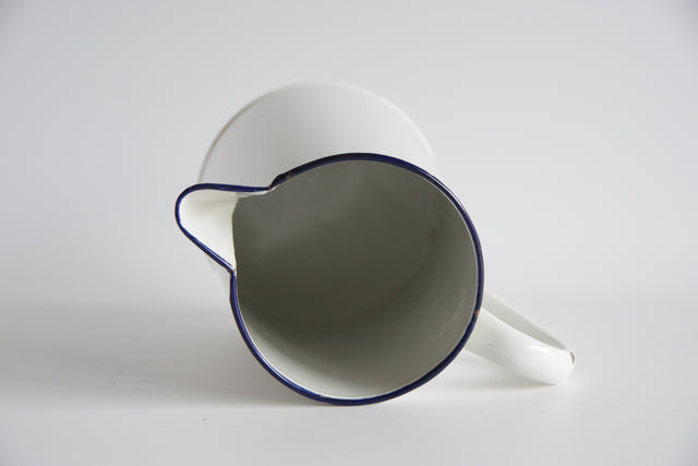 ホーロー ピッチャー