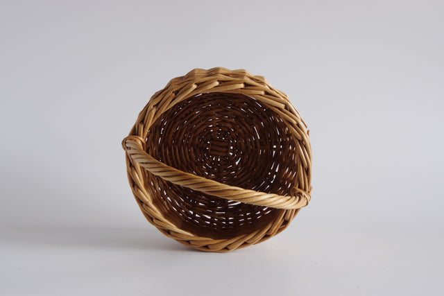 小さなウィッカーバスケット