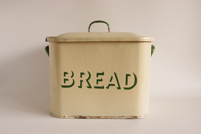 ホーロー　ブレッド缶