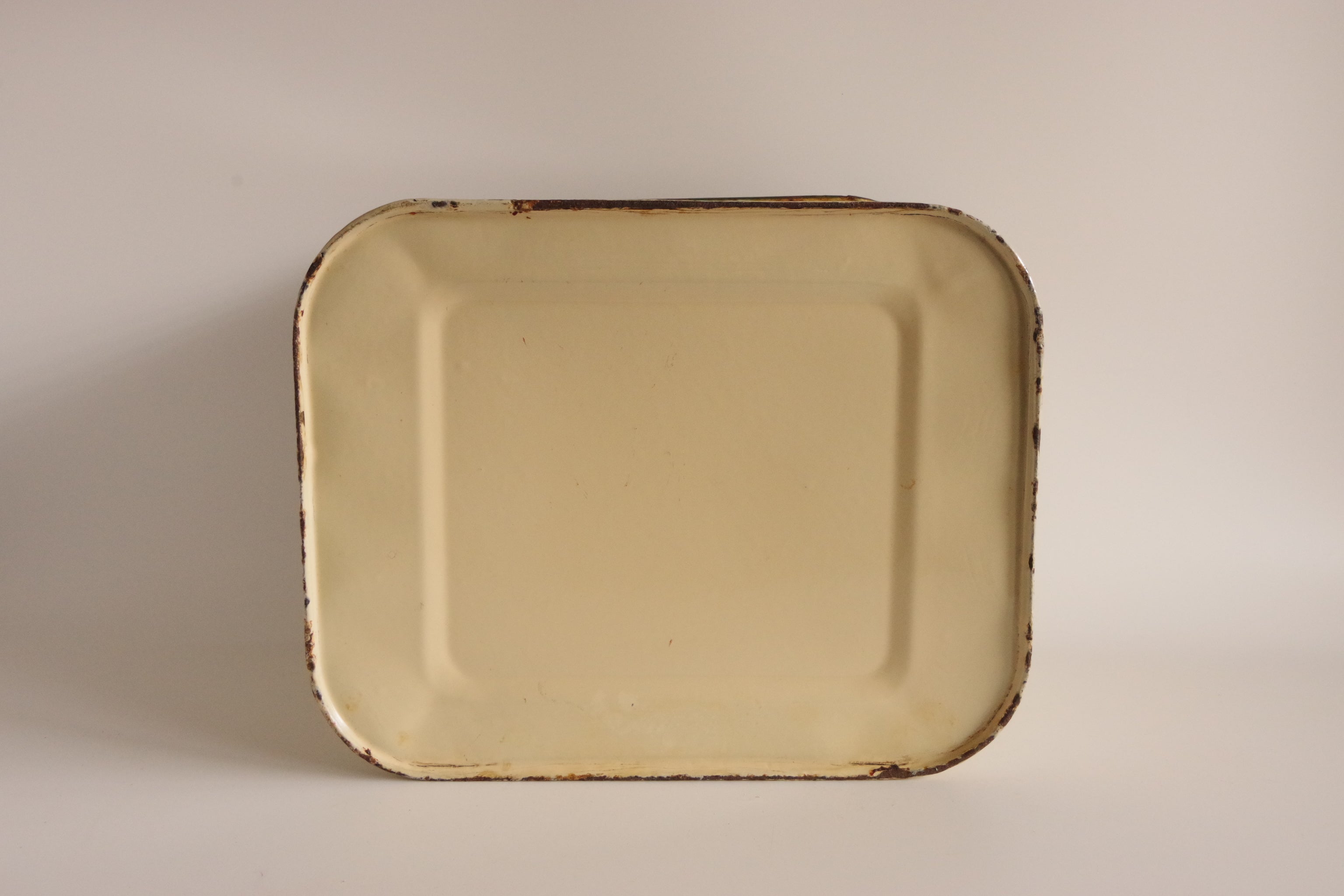 ホーロー ブレッド缶 – TWENTY TWENTY ANTIQUES