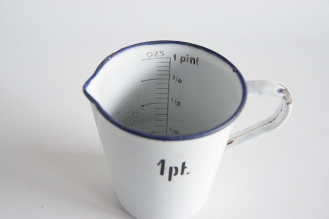 ホーロー　計量カップ